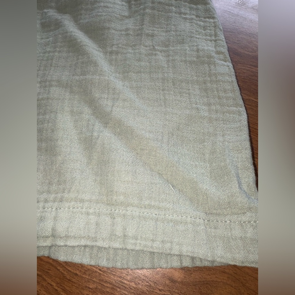 GAP Light olive Women’s Gauze Pull-On Shorts - Picture 6 of 6